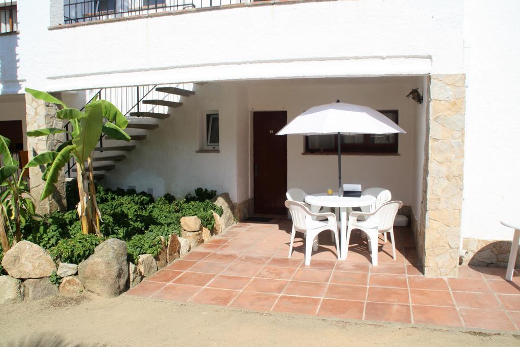 Apartaments Margarita Sabina Pinell Platja d'Aro Kültér fotó