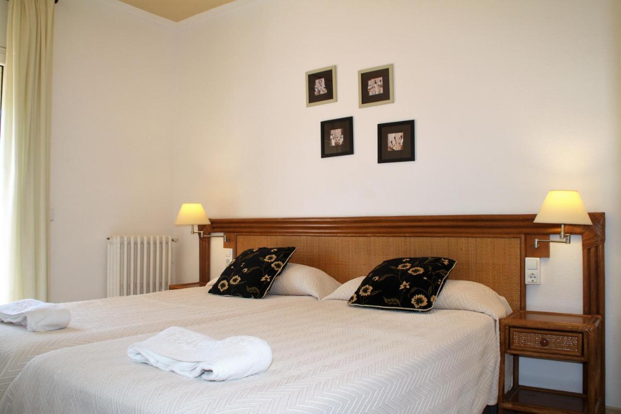Apartaments Margarita Sabina Pinell Platja d'Aro Kültér fotó