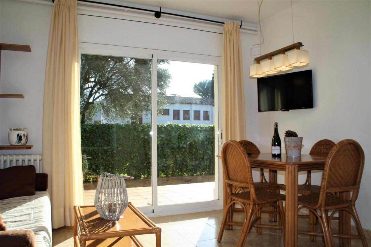 Apartaments Margarita Sabina Pinell Platja d'Aro Kültér fotó