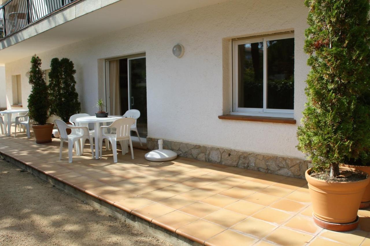 Apartaments Margarita Sabina Pinell Platja d'Aro Kültér fotó
